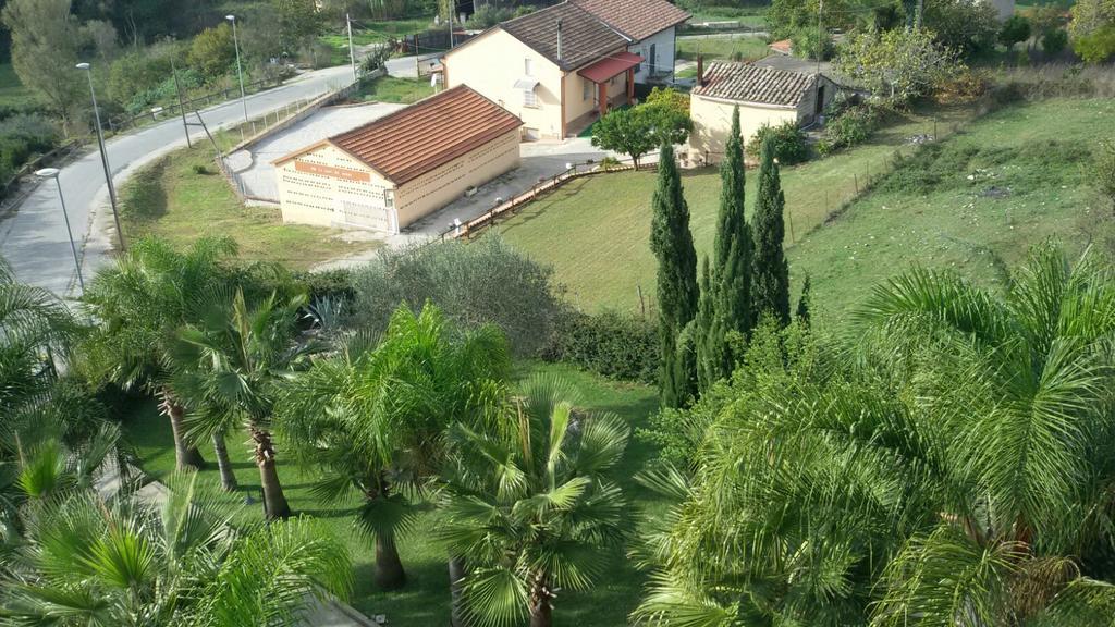 La Casa Dei Nonni Panzió Campagna Kültér fotó